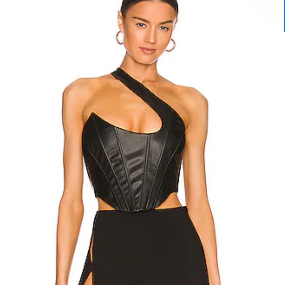 Elodie Top in Black